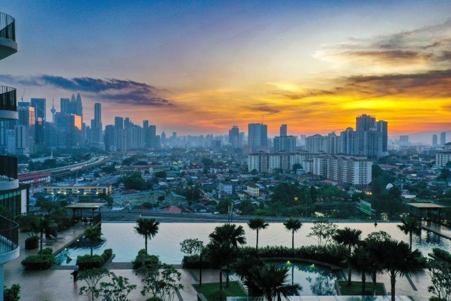 10Mins To Klcc W Lrt+Mall+Netflix Muji Urban กัวลาลัมเปอร์ ภายนอก รูปภาพ